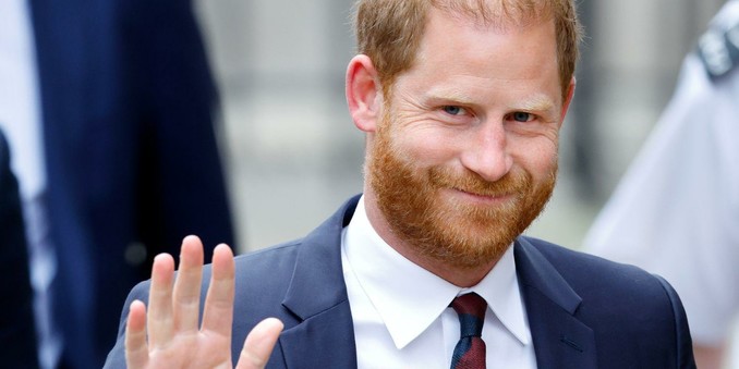 Prince Harry Extends Subtle Olive Branch to the Royal Family