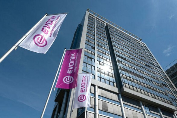 Evonik accélère des projets de valorisation du CO2 et de recyclage des plastiques en Allemagne