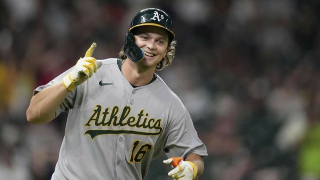 Nick Kurtz of Athletics becomes 1st MLB rookie to hit 4 homers in a game, matches total base record