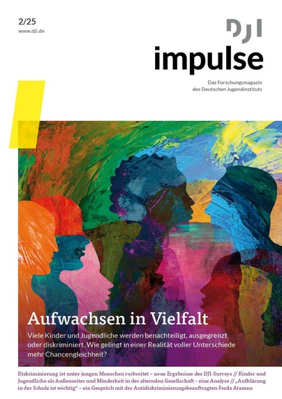 Titelbild der oben verlinkten Ausgabe von impulse:
Aufwachsen in Vielfalt. Viele Kinder und Jugendliche werden benachteiligt, ausgegrenzt oder diskriminiert. Wie gelingt in einer Realität voller Unterschiede mehr Chancengleichheit?