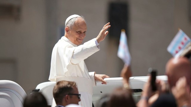 What is Pope Leo's favorite pizza? Hint: It was delivered from Chicago to Vatican