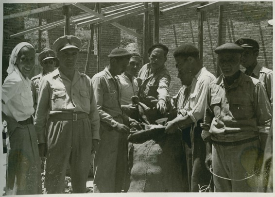 Gyaros Island of Exile - ICRC V-P-HIST-E-05829.JPG penitentiary camp nr.4. Distribution of relief items.