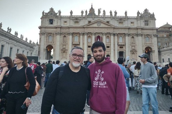 The 'both/and' pope - Catholic Review
