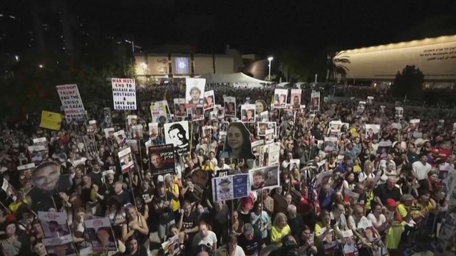 100,000 people rallied in Tel Aviv Saturday to oppose Netanyahu’s plan to escalate the Gaza war.