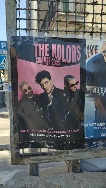 Poster announcing the concert of The Kolors, tonight at 21:30.