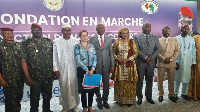 La Guinée Introduit le Vaccin contre le Paludisme pour les enfants dès 5 mois  – Guinéenews©