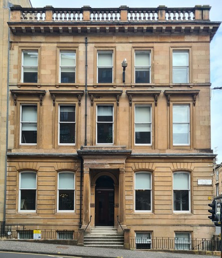 A Classical Georgian style Victorian townhouse in Glasgow.