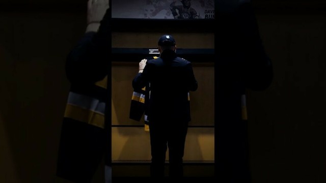 Welcome home, Flower. The black and gold missed you 🖤💛