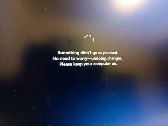 Windows updating process, with 'Something didn't go as planned.'