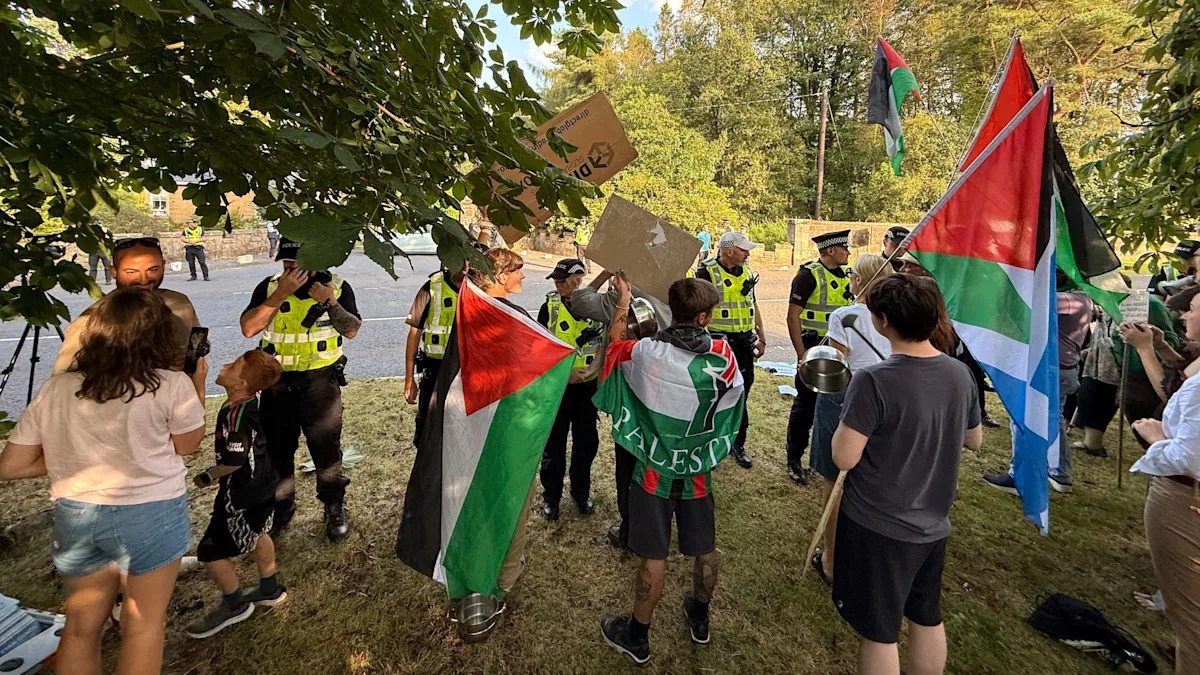 JD Vance greeted by Palestine protesters as he begins holiday in Scotland