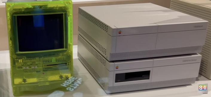 Photo from Mac84’s video of the Apple museum exhibit in Georgia