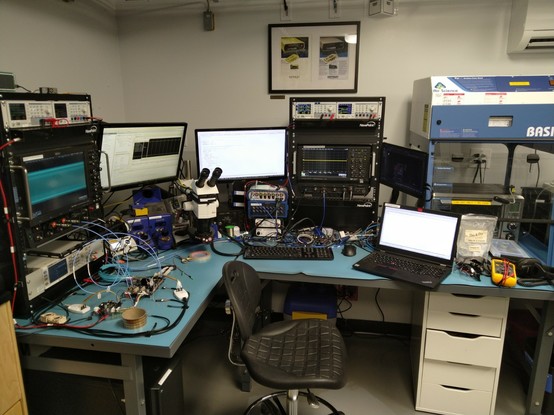 Very crowded lab bench