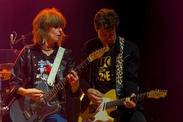  “This is a song about my beautiful hometown,” Hynde said over the opening of “My City Was Gone,” explaining how she wrote it after revisiting Akron in 1975 and seeing that her beloved downtown was about to be replaced with parking lots and corporate offices. “They thought I wrote it because I didn’t love Akron anymore,” she scoffed at the end of the song.” — Chrissie Hynde

source https://melodymakermagazine.com/2024/07/29/pretenders-barnstorm-ohio-set-lists-videos/

