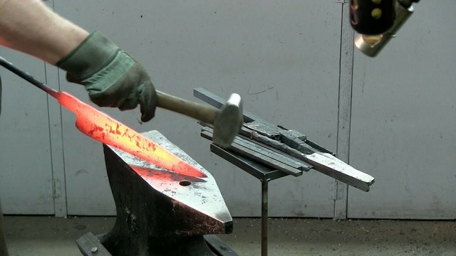 Youtube thumbnail image for the video: Forging a Kabab Barg Knife